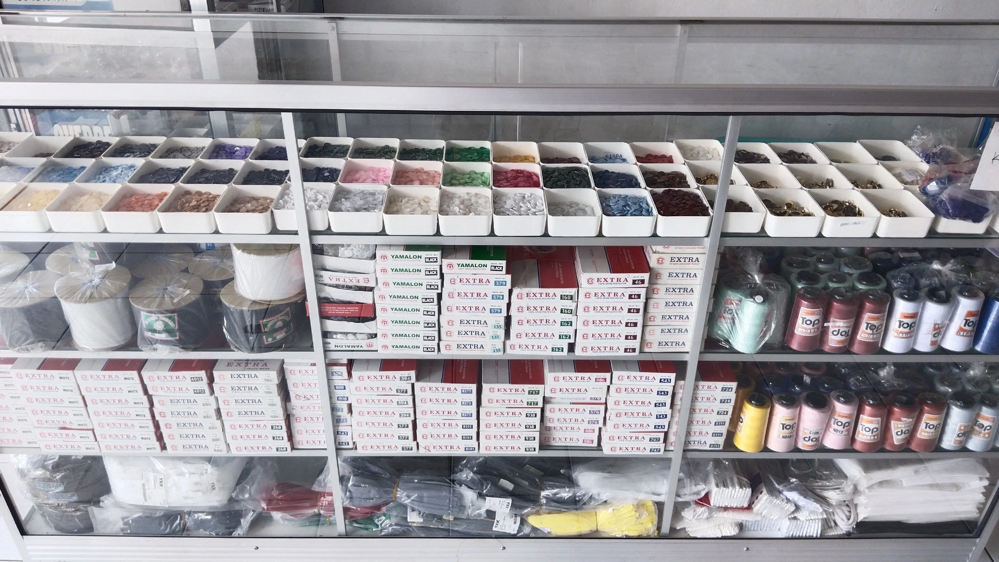 Koleksi Aksesoris & Kancing